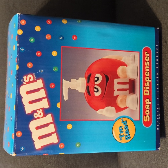 Red M&M's Soap dispenser 1999 - Picture 2 of 8